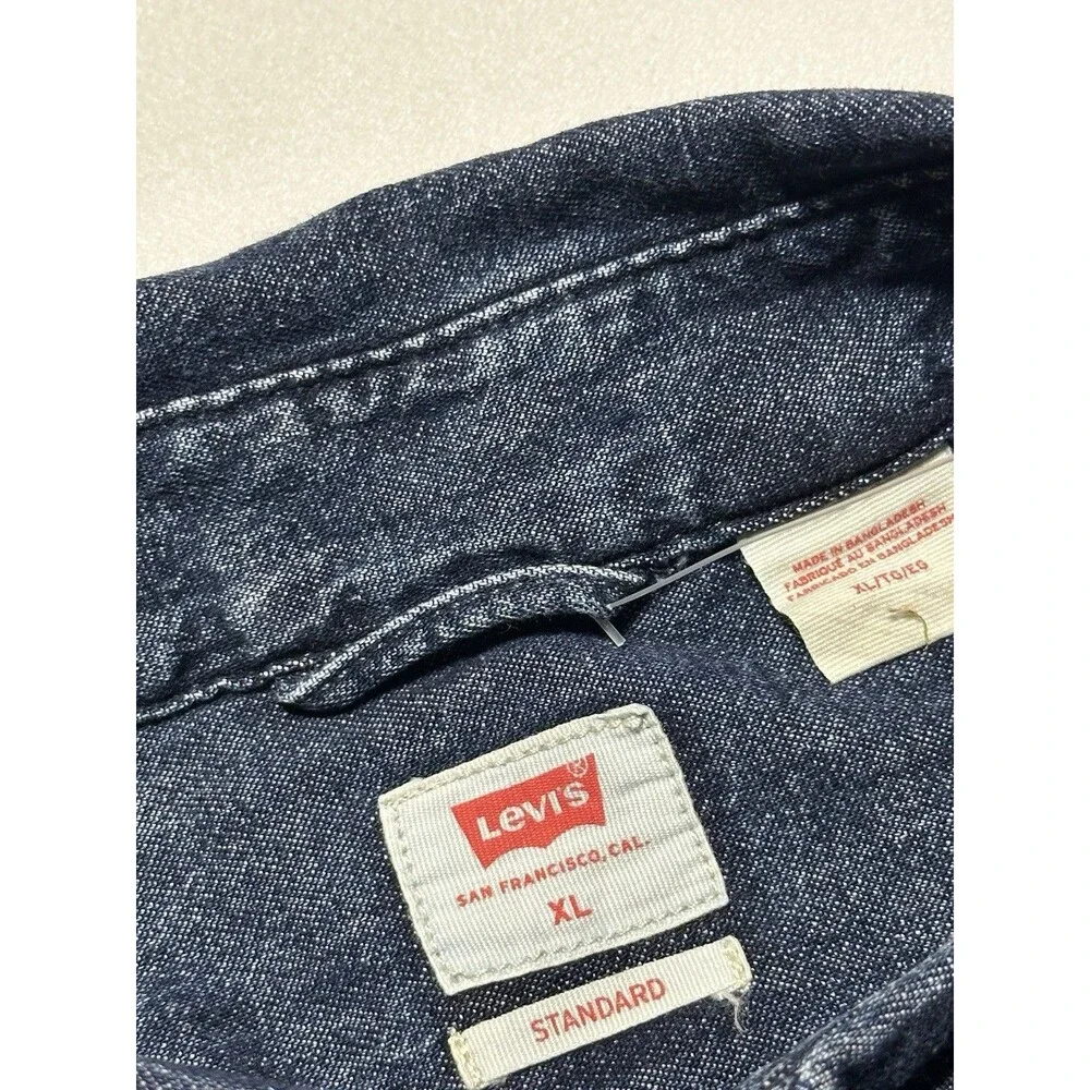 Levis Denim Short Sleeve Button Shirt Mens XL Blue One Pocket Casual NWT New